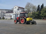 На улицах Туапсе устраняют последствия пожара на нефтекомплексе
